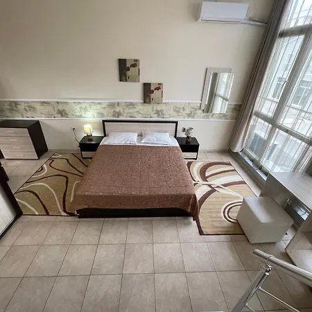 Complex Diva& Bar & Restaurant *