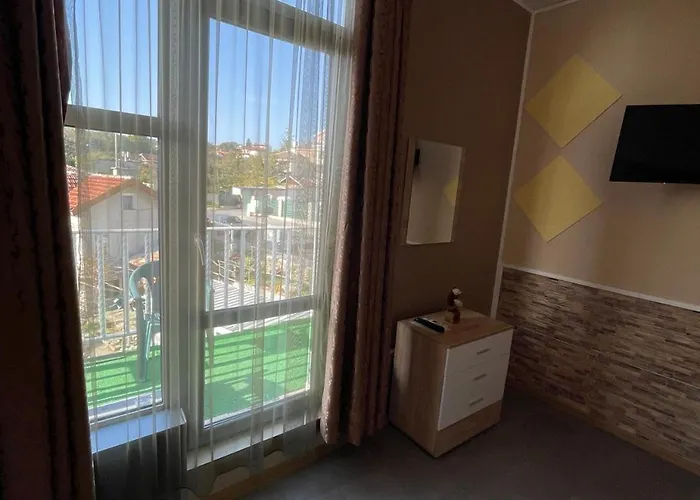 Diva& Bar * Saints Constantine and Helena