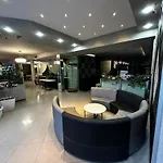 Diva& Bar * Άγιος Κωνσταντίνος και Ελένη