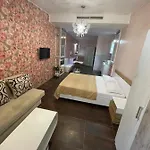 Diva& Bar Άγιος Κωνσταντίνος και Ελένη