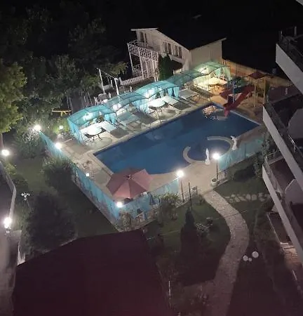 Apartamento Complex Diva& Bar & Restaurant