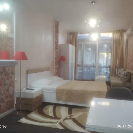 Complex Diva& Bar & Restaurant Apartment Saints Constantine and Helena