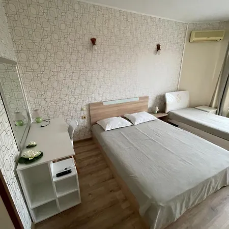 Complex Diva& Bar & Restaurant * Saints Constantine and Helena